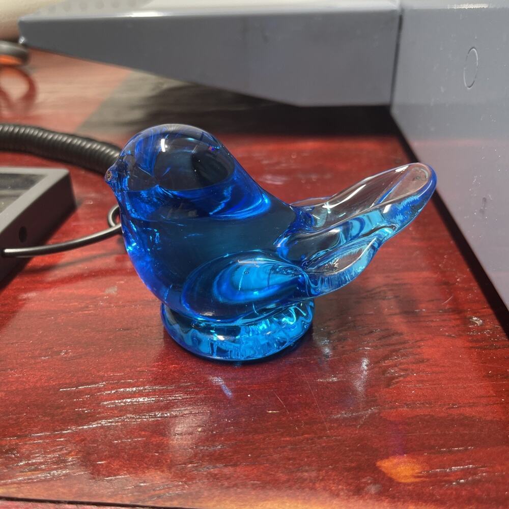 Vintage Signed Leo Ward Bluebird Of Happiness Paperweight Figurine 1988